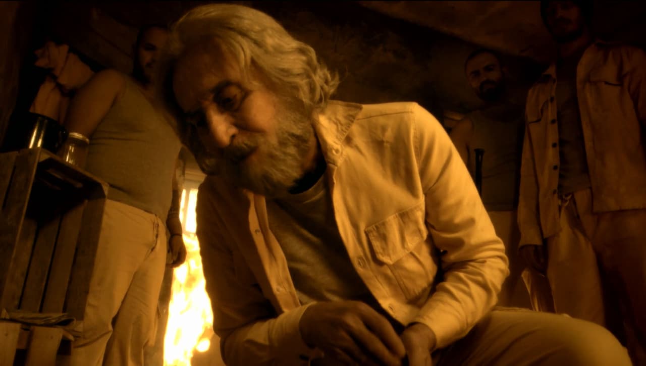 Yampolski es apasionado de la lectura, tiene un gusto exquisito y refinado que heredó de su madre.