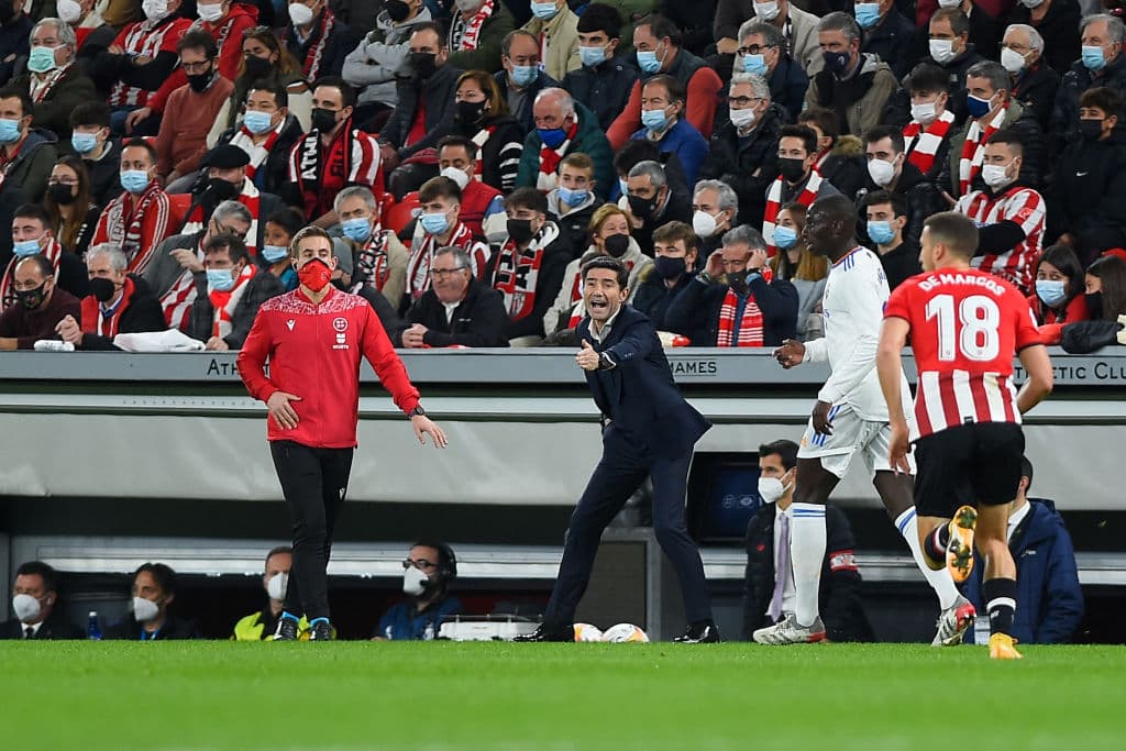 karim Benzema se echa el equipo al honbro y su doblete en los primero 10 minutos de partido le dan los puntos al Madrid luego de vencer 1-2 al Athletic de Bilabo.
