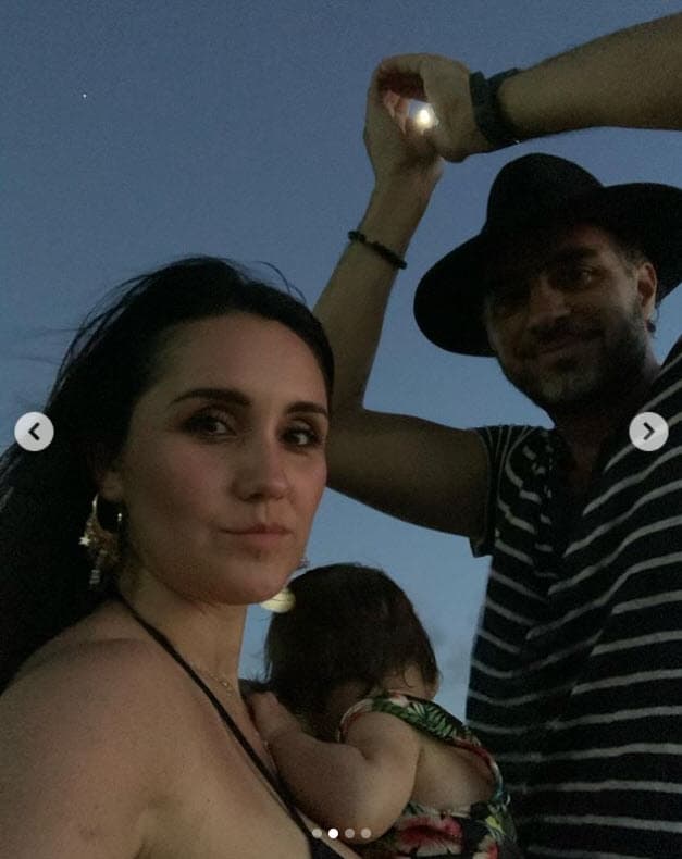 Antes, ellos mantuvieron un romance de 2 años y 9 meses. 
<br>