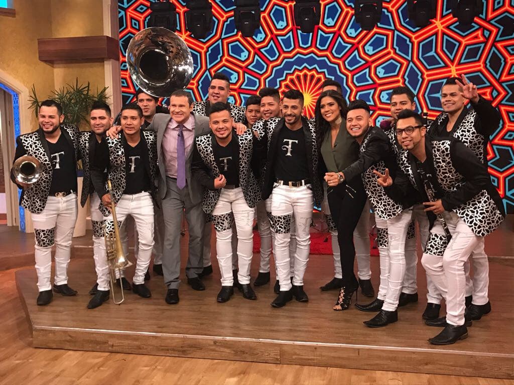 Llegó la hora de bailar y despedir la mañana al ritmo de la Banda Terrones.