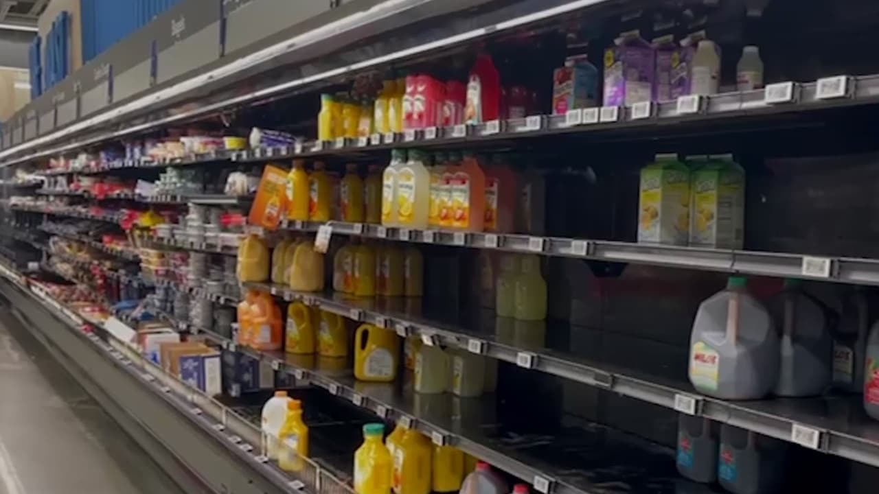 Compras de pánico regresan a Dallas - Fort Worth ante la llegada de la tormenta invernal