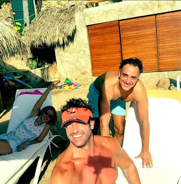 Todos en familia tomaron el sol para tener un sexy bronceado.