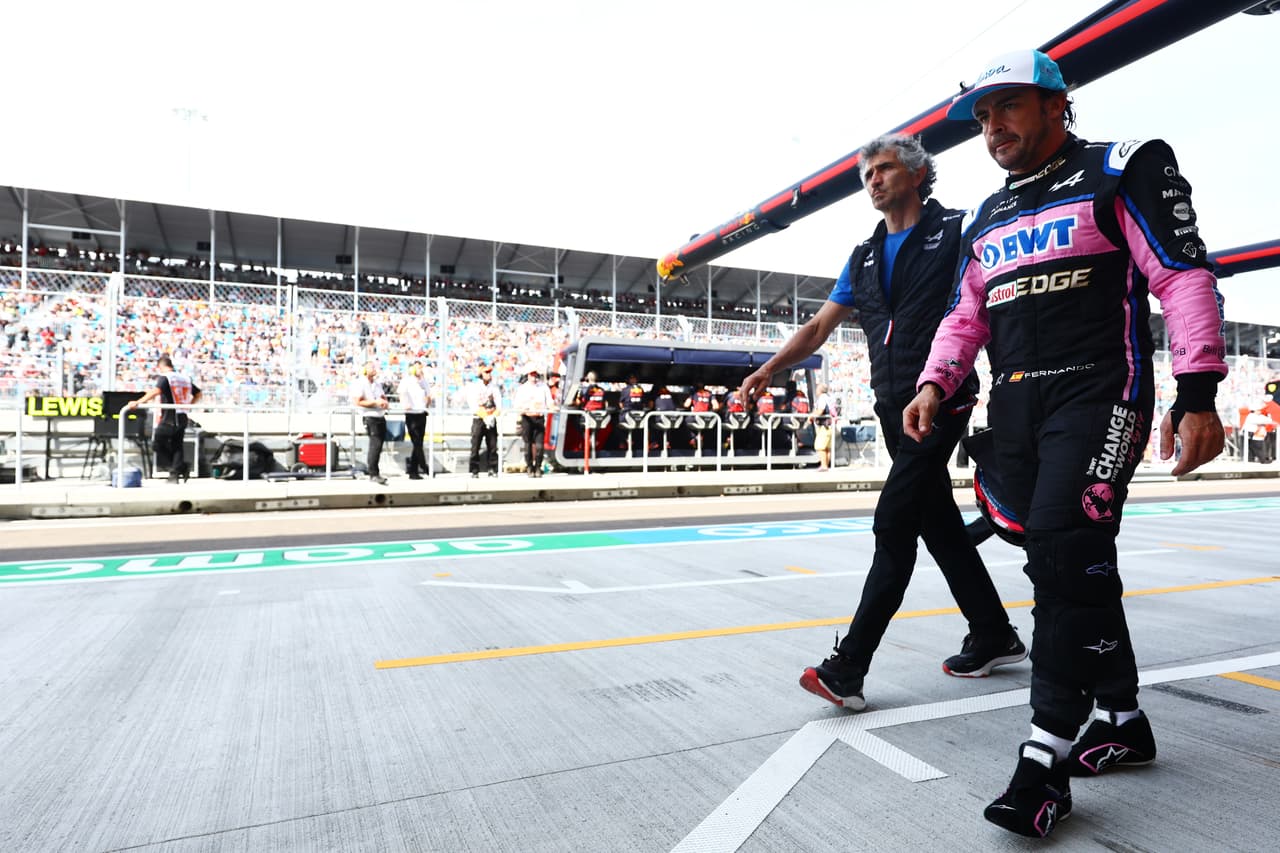 Charles Leclerc se quedó con la pole position para el Gran Premio de Miami; Checo Pérez saldrá en la cuarta posición.
