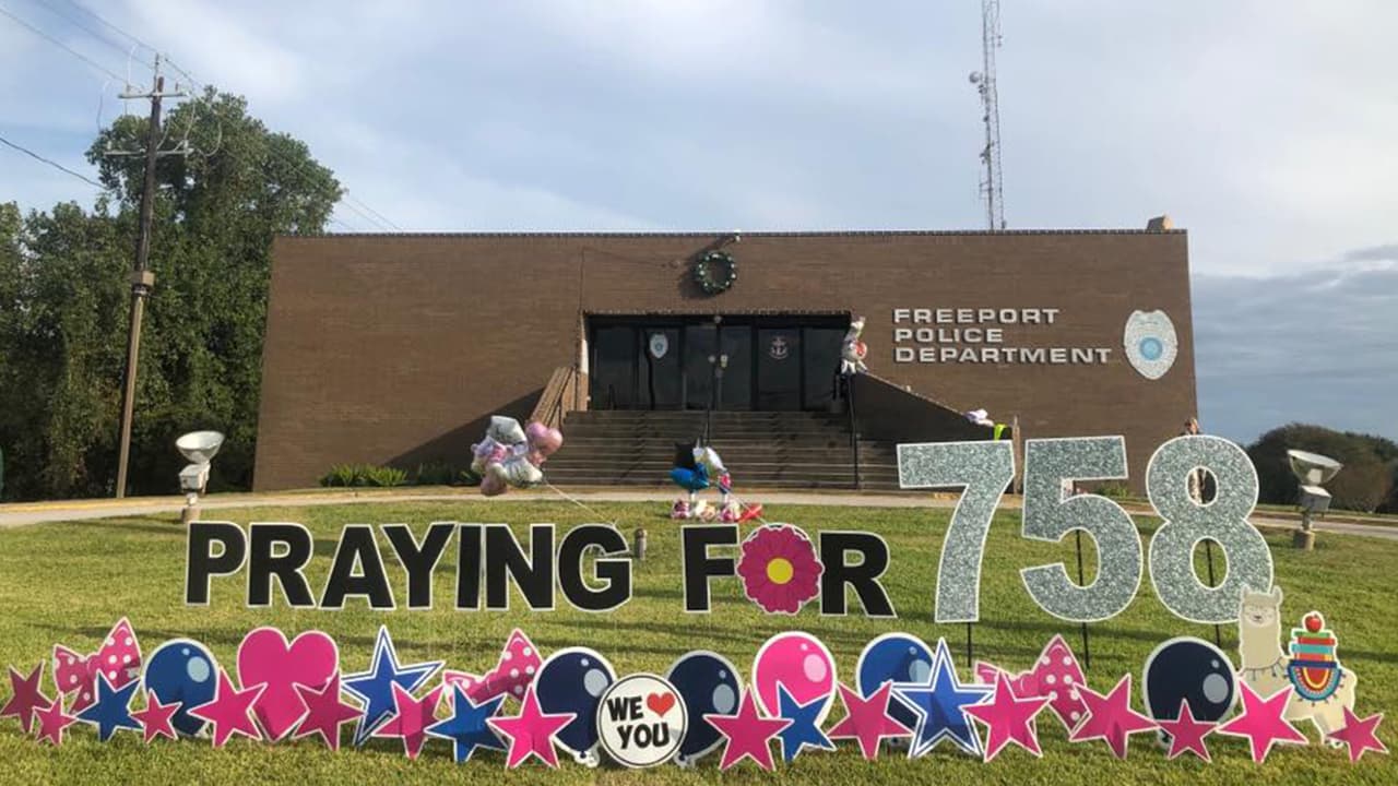 "Es nuestro deber y privilegio hablar de cómo Abigail nos enseñó a vivir la vida al máximo, nunca perder la esperanza sin importar las probabilidades, luchar contra los "malos" apasionadamente, y lo más importante, amarse unos a otros y siempre ¡Quédate implacable!"