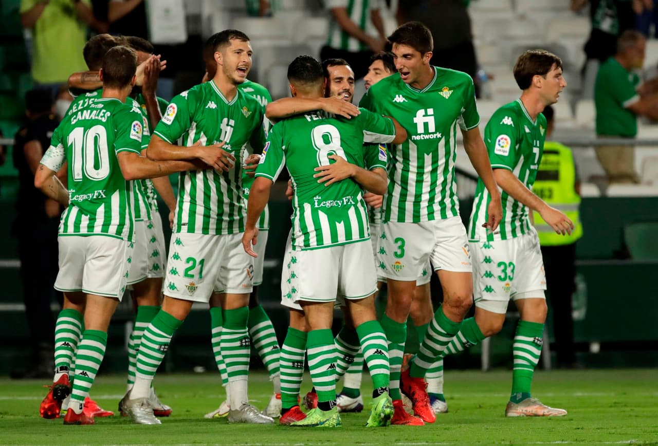 Real Betis, con doblete de Willian José (14', 55'), seimpone ante el Getafe 2-0 durante la Jornada 7 en La Liga. José Juan Macías fue titular y jugó 45 minutos, mientras que Andrés Guardado ingresó como cambio; los béticos pelean por puestos europeos.