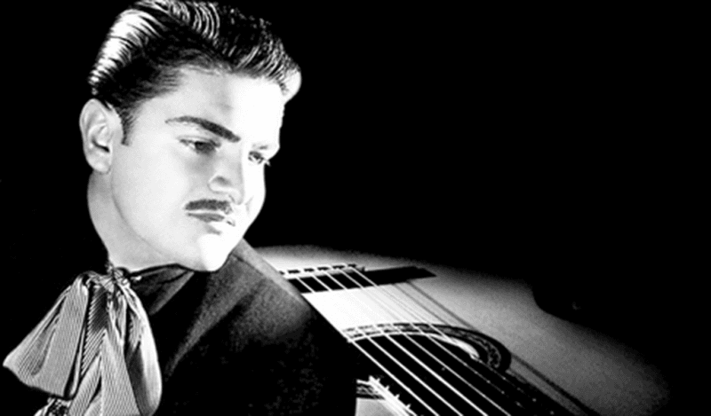 Lluvia Vega ama la canción "Viva Chihuahua" de José Alfredo Jiménez.