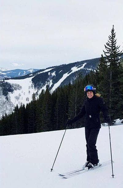 Esta no es la primera vez que la familia pasa unos
<a href="https://www.univision.com/shows/despierta-america/karla-martinez-y-su-familia-gozando-de-la-nieve-fotos#d5bf0b630000" target="_blank">días en la nieve</a>, al menos una vez al año acuden a las montañas.