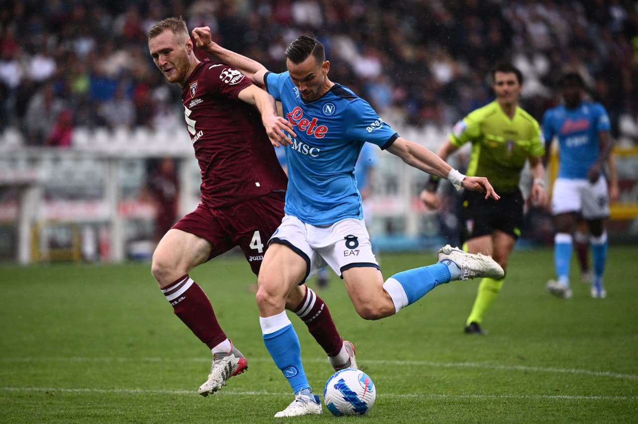 El resultado le permite al Napoli seguir soñando con conseguir el Scudetto ya que tiene 73 unidades y todavía existen posibilidades.