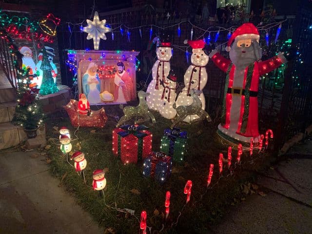 Un espectáculo de luces que seguro disfrutan sus vecinos.