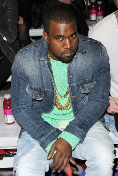 Kanye West vendia ropa en The Gap.