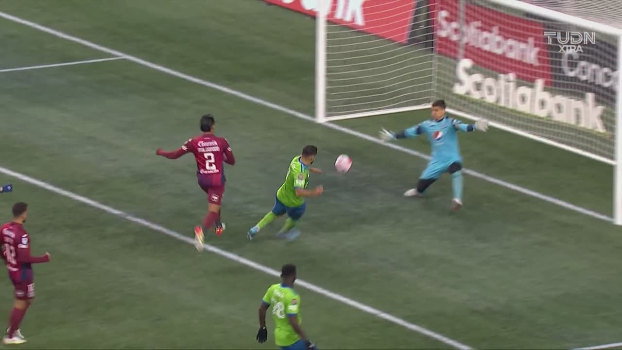 ¿Y la marca? Cristian Roldán anota fácil el 2-0 sobre el Motagua