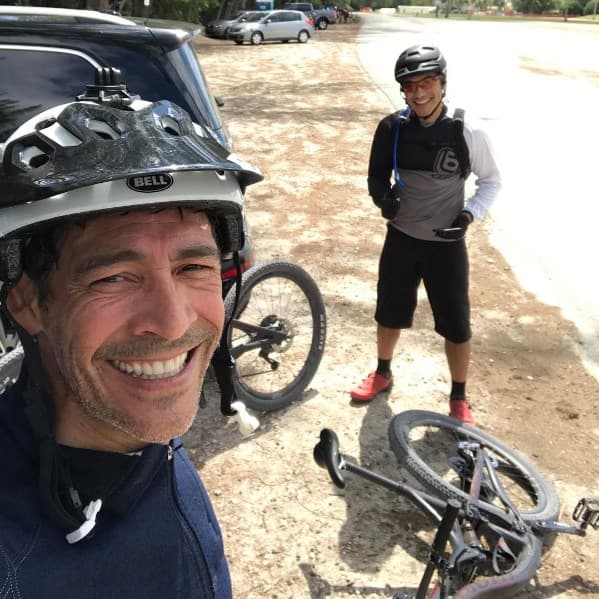 <b>Johnny Lozada</b> llama cariñosamente 'terapeuta' a su pasatiempo y le ha tomado gran cariño.