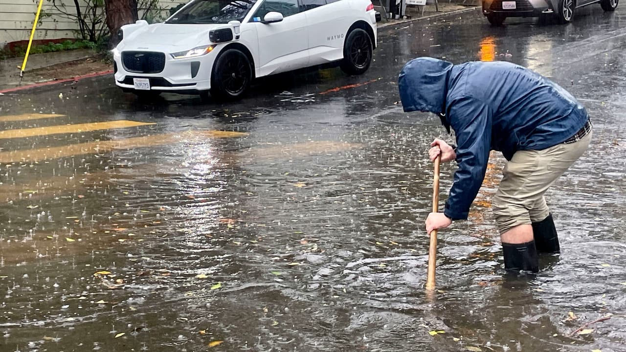 Río atmosférico azota el Área de la Bahía: Inundaciones, evacuaciones y cortes de energía