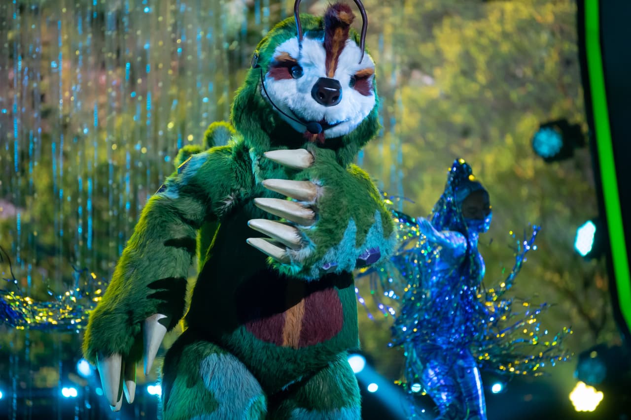 El último en subir al escenario fue Perezoso, quien nos dejó claro que lo suyo no es la pereza, sino el ritmo los tacos.