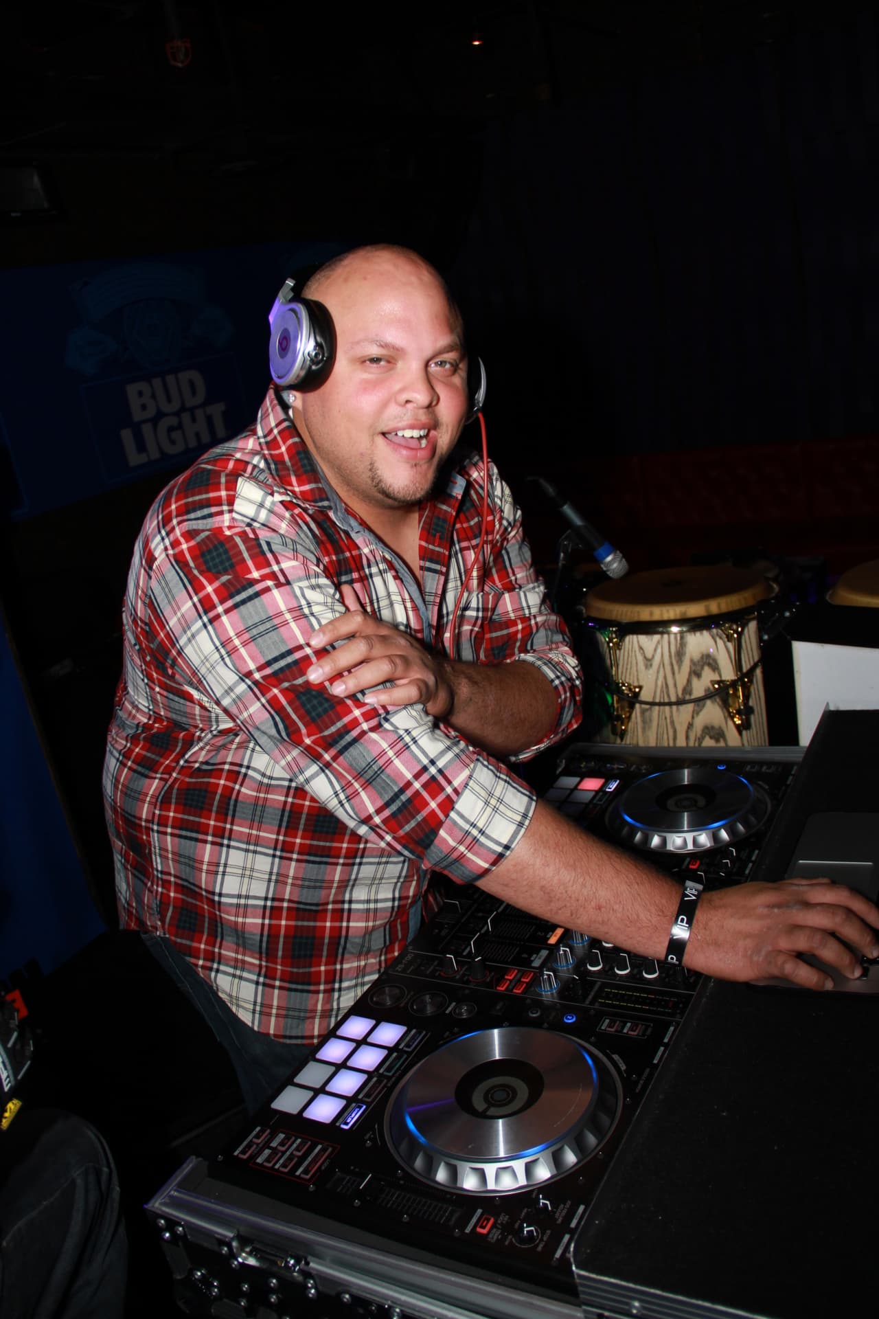 ¡La X lo hace de nuevo! El Bud Light Party feat. Don Miguelo y la comedia de Joel Santiago, Edgar "Tangana" Rivera, Imagine y Ruperto Vanderpool encendió Mamajuana Cafe Queens el martes 19 de abril.