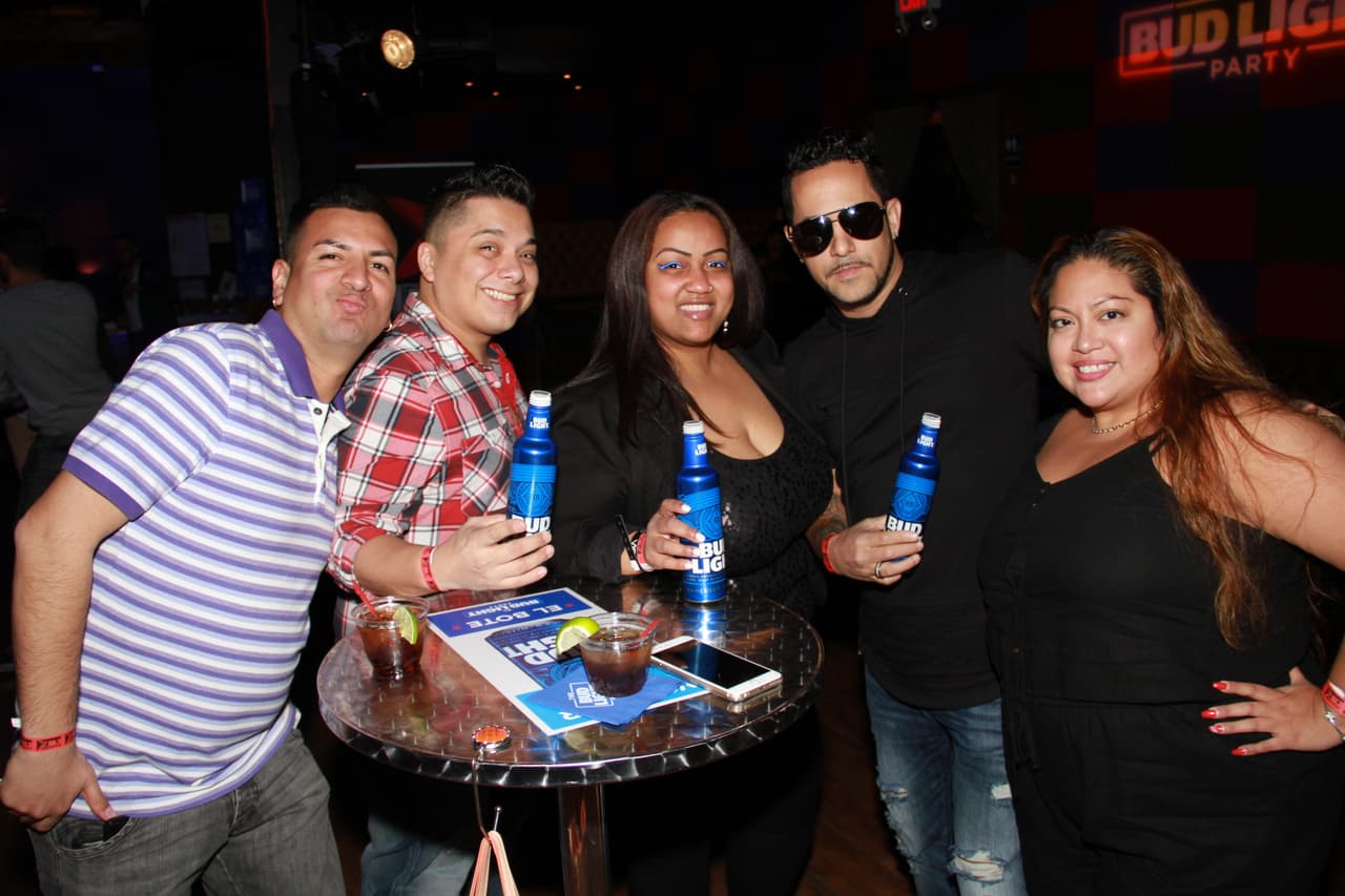 ¡La X lo hace de nuevo! El Bud Light Party feat. Don Miguelo y la comedia de Joel Santiago, Edgar "Tangana" Rivera, Imagine y Ruperto Vanderpool encendió Mamajuana Cafe Queens el martes 19 de abril.