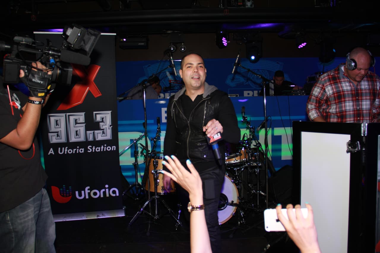 ¡La X lo hace de nuevo! El Bud Light Party feat. Don Miguelo y la comedia de Joel Santiago, Edgar "Tangana" Rivera, Imagine y Ruperto Vanderpool encendió Mamajuana Cafe Queens el martes 19 de abril.