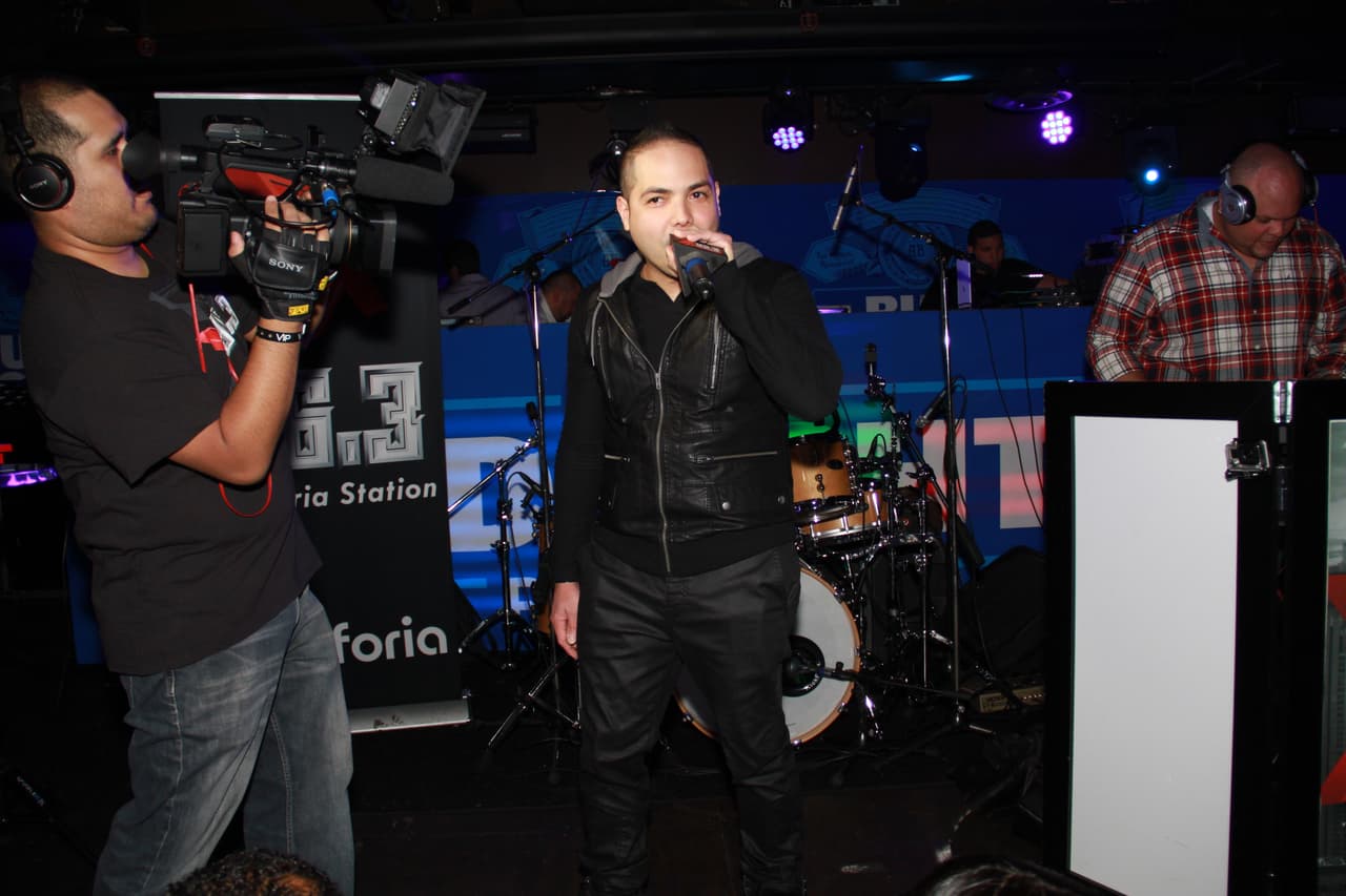 ¡La X lo hace de nuevo! El Bud Light Party feat. Don Miguelo y la comedia de Joel Santiago, Edgar "Tangana" Rivera, Imagine y Ruperto Vanderpool encendió Mamajuana Cafe Queens el martes 19 de abril.