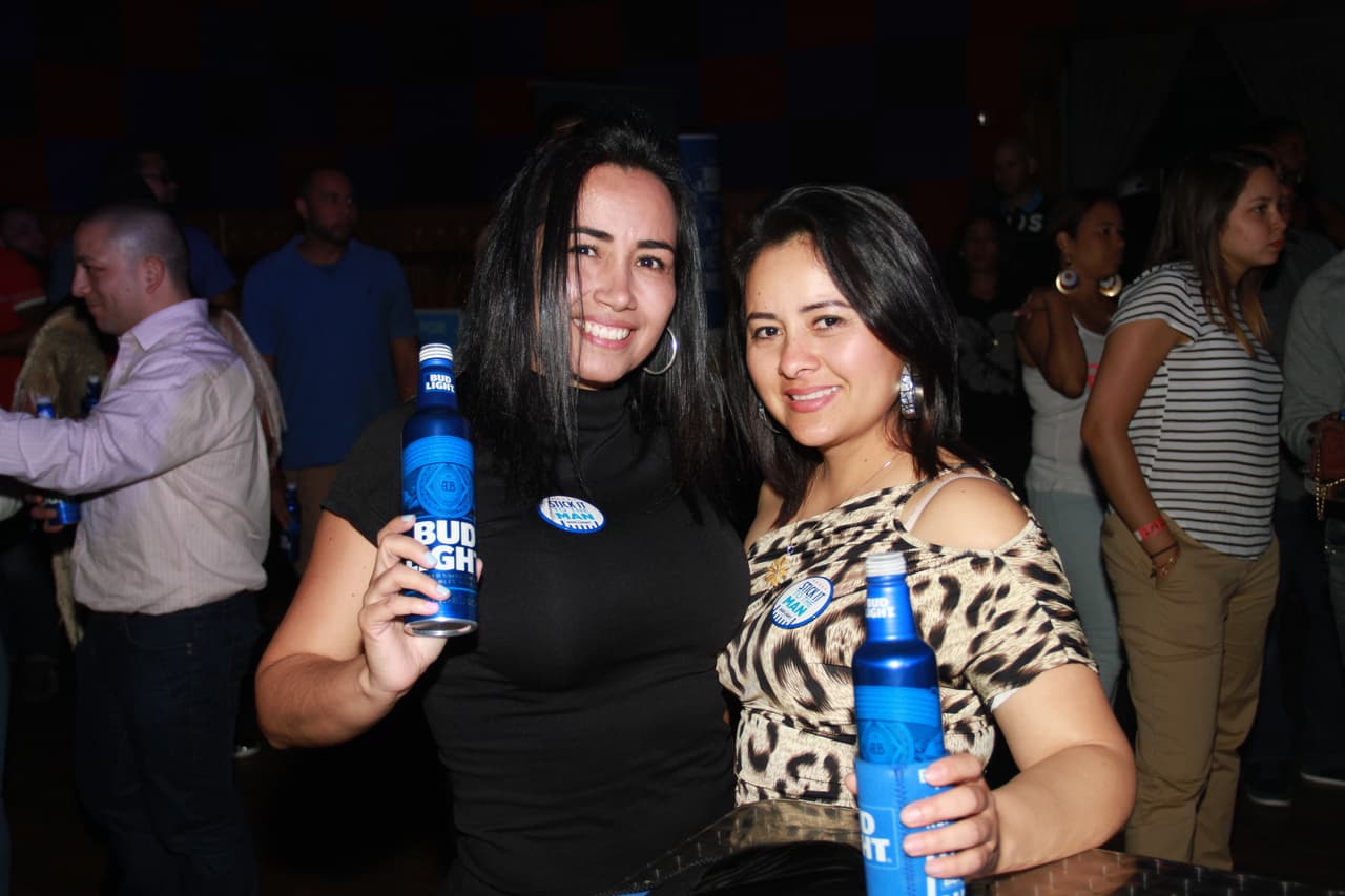 ¡La X lo hace de nuevo! El Bud Light Party feat. Don Miguelo y la comedia de Joel Santiago, Edgar "Tangana" Rivera, Imagine y Ruperto Vanderpool encendió Mamajuana Cafe Queens el martes 19 de abril.