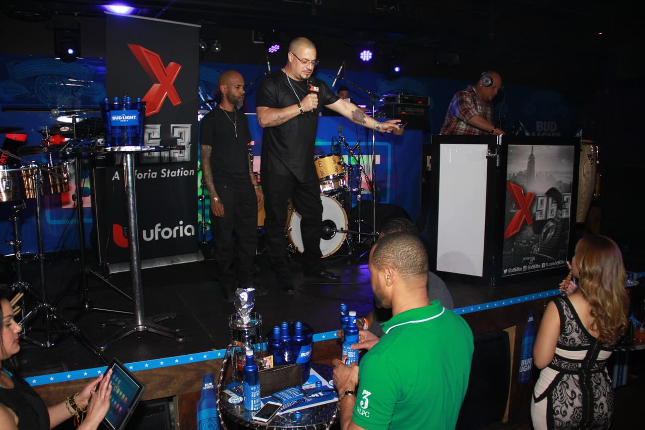 ¡La X lo hace de nuevo! El Bud Light Party feat. Don Miguelo y la comedia de Joel Santiago, Edgar "Tangana" Rivera, Imagine y Ruperto Vanderpool encendió Mamajuana Cafe Queens el martes 19 de abril.