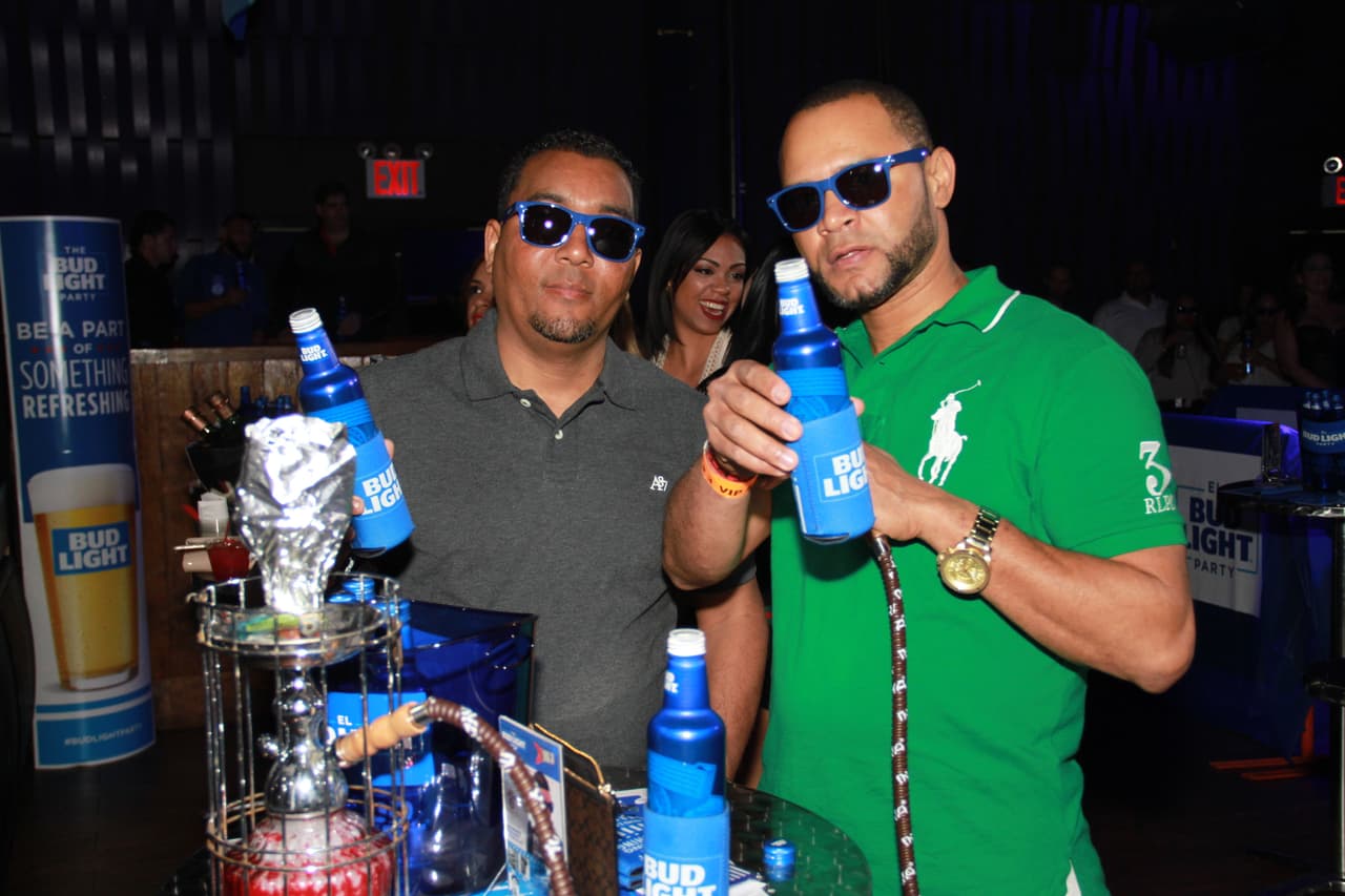 ¡La X lo hace de nuevo! El Bud Light Party feat. Don Miguelo y la comedia de Joel Santiago, Edgar "Tangana" Rivera, Imagine y Ruperto Vanderpool encendió Mamajuana Cafe Queens el martes 19 de abril.