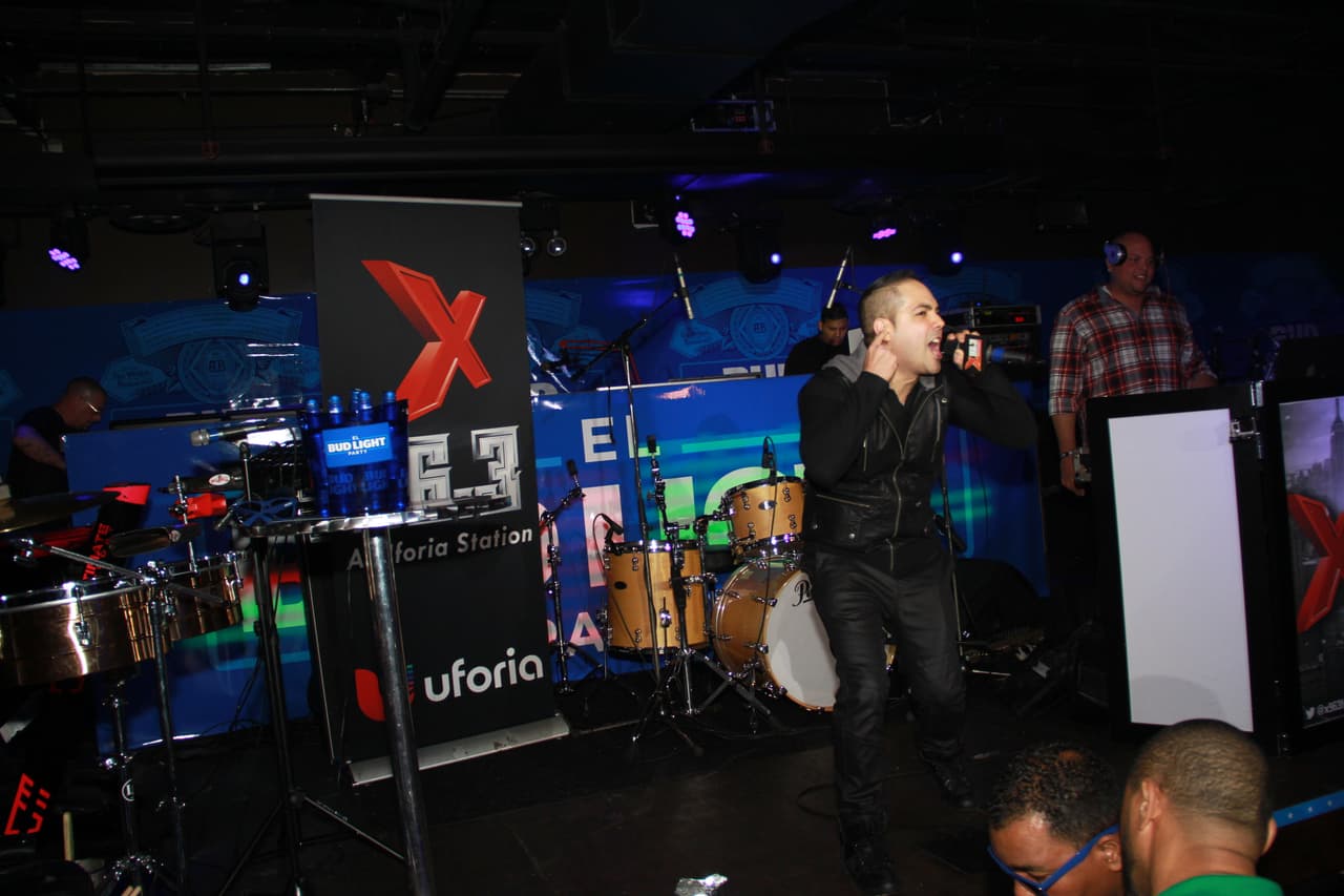 ¡La X lo hace de nuevo! El Bud Light Party feat. Don Miguelo y la comedia de Joel Santiago, Edgar "Tangana" Rivera, Imagine y Ruperto Vanderpool encendió Mamajuana Cafe Queens el martes 19 de abril.