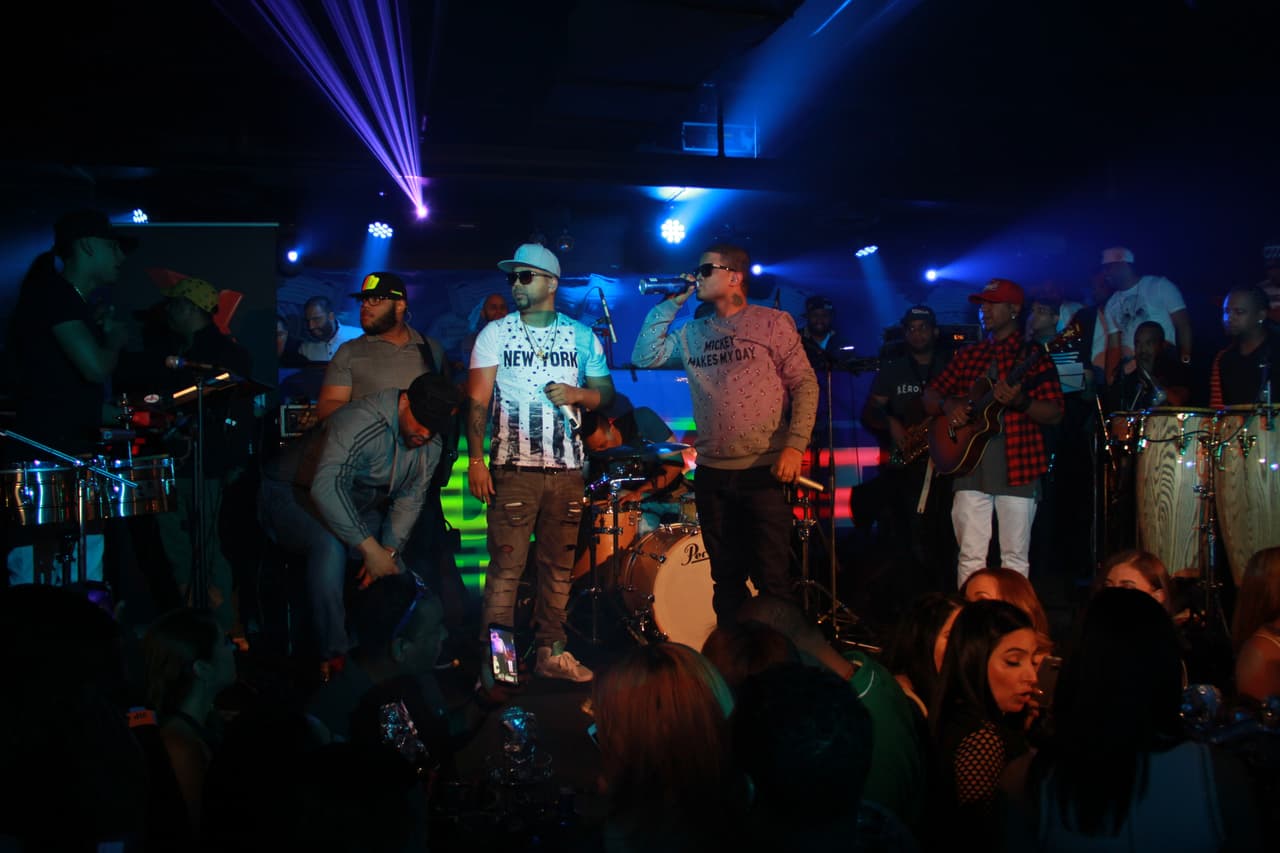 ¡La X lo hace de nuevo! El Bud Light Party feat. Don Miguelo y la comedia de Joel Santiago, Edgar "Tangana" Rivera, Imagine y Ruperto Vanderpool encendió Mamajuana Cafe Queens el martes 19 de abril.