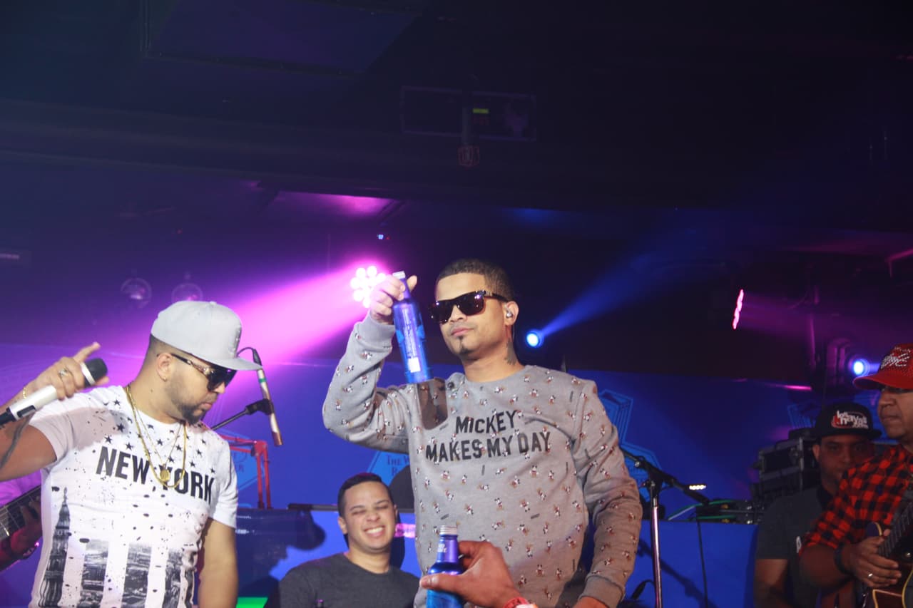 ¡La X lo hace de nuevo! El Bud Light Party feat. Don Miguelo y la comedia de Joel Santiago, Edgar "Tangana" Rivera, Imagine y Ruperto Vanderpool encendió Mamajuana Cafe Queens el martes 19 de abril.