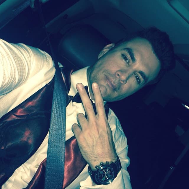 Y nació el 19 de septiembre de 1973, así que tiene 43 años recién cumplidos.