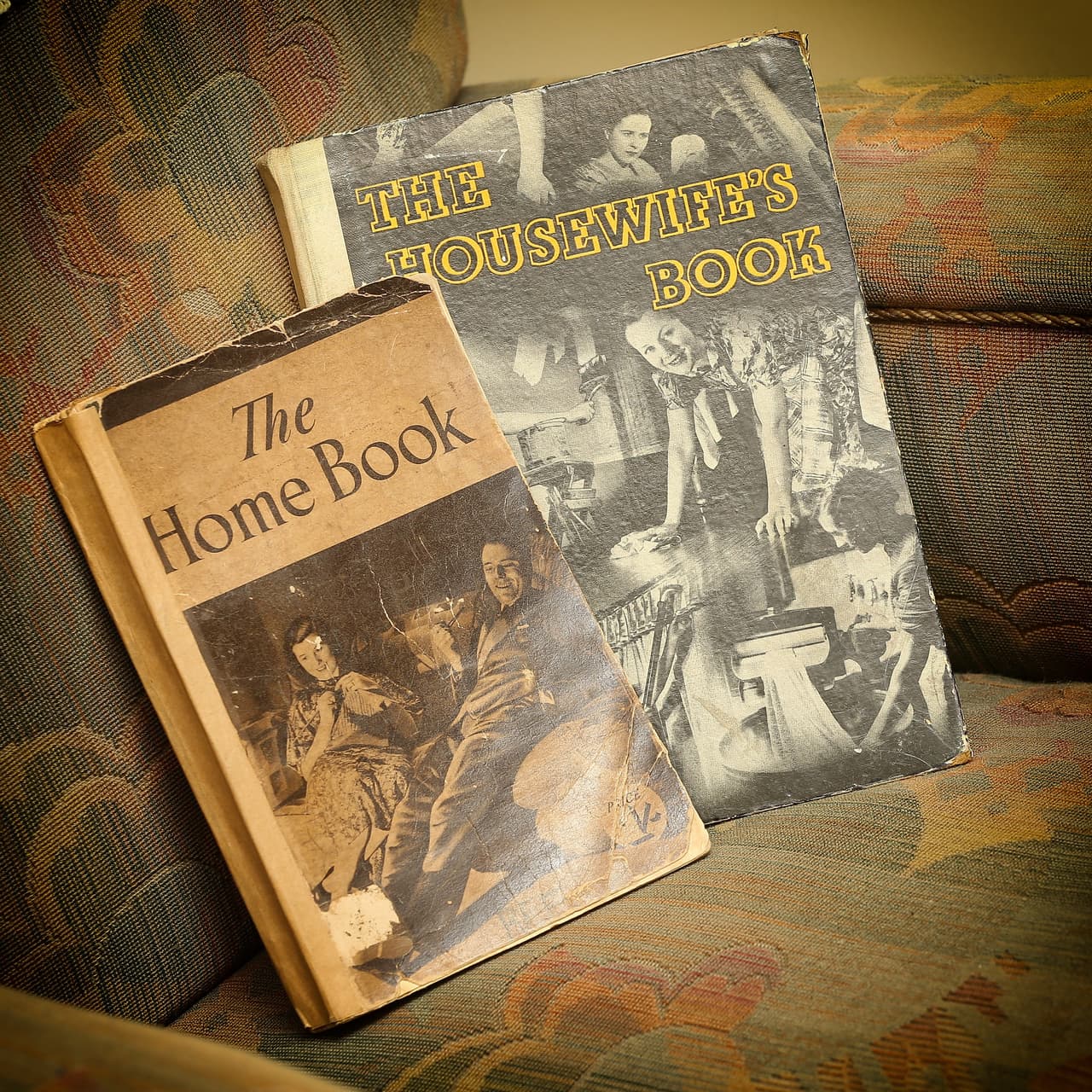 También hay libros con los que puedes entretenerte, aunque no esperes algo muy actual.