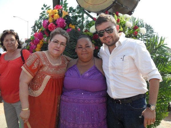 Como presidenta del primer club de fans de El Recodo, Marytoña siempre ha estado presente en los homenajes que se le han hecho a don Cruz en Mazatlán y la familia Lizárraga la quiere mucho.