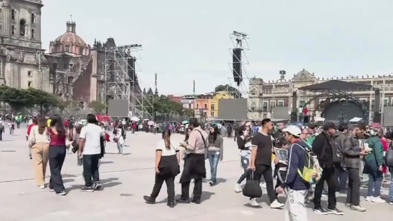 Elián Zidán muestra el Zócalo de la Ciudad de México donde se llevará a cabo el Grito de Independencia