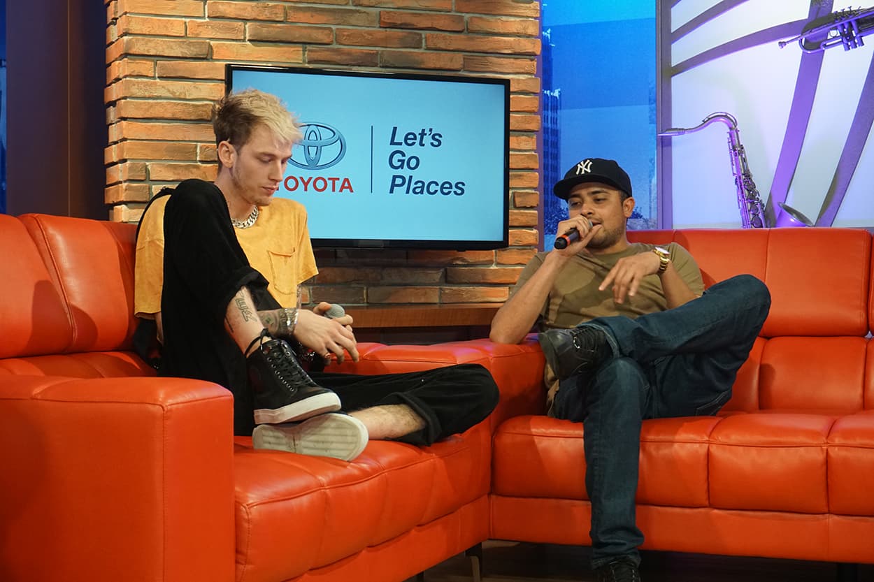 The music artist chilled and met with some of our lucky listeners inside the Uforia Lounge.