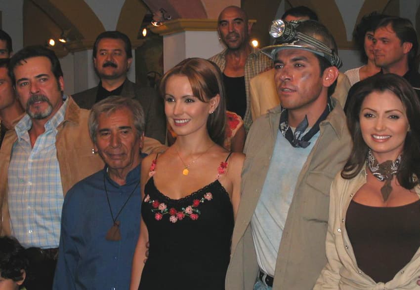 En esa telenovela se enamoraba de su hija adoptiva y trataba de separarla de
<b><a href="http://www.univision.com/temas/jorge-salinas">Jorge Salinas</a></b>, quien daba vida a su hijo.