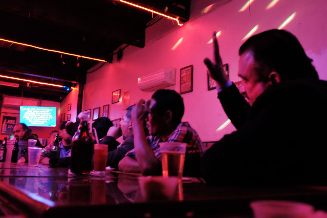 Drogaban a turistas en Colombia para robarles: los atraparon porque secuestraron a 2 militares de EEUU