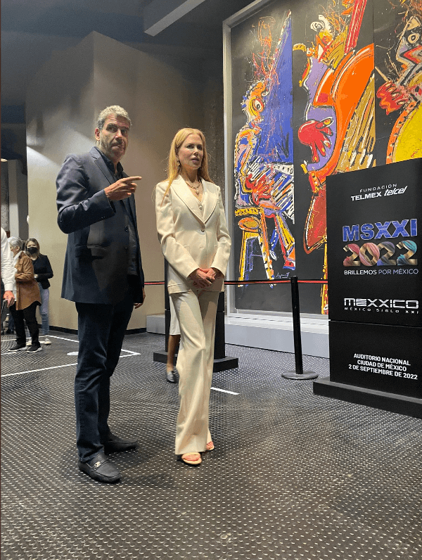 "No es decir: 'desde el punto de vista de la maestra, yo voy a hacerlo como ella'. No, hay que hacerlo de nuestra forma, yo te doy el conocimiento, reflexiona, utilízalo y conviértelo en tu propio conocimiento", afirmó en el evento, reportó EFE respecto a su discurso.