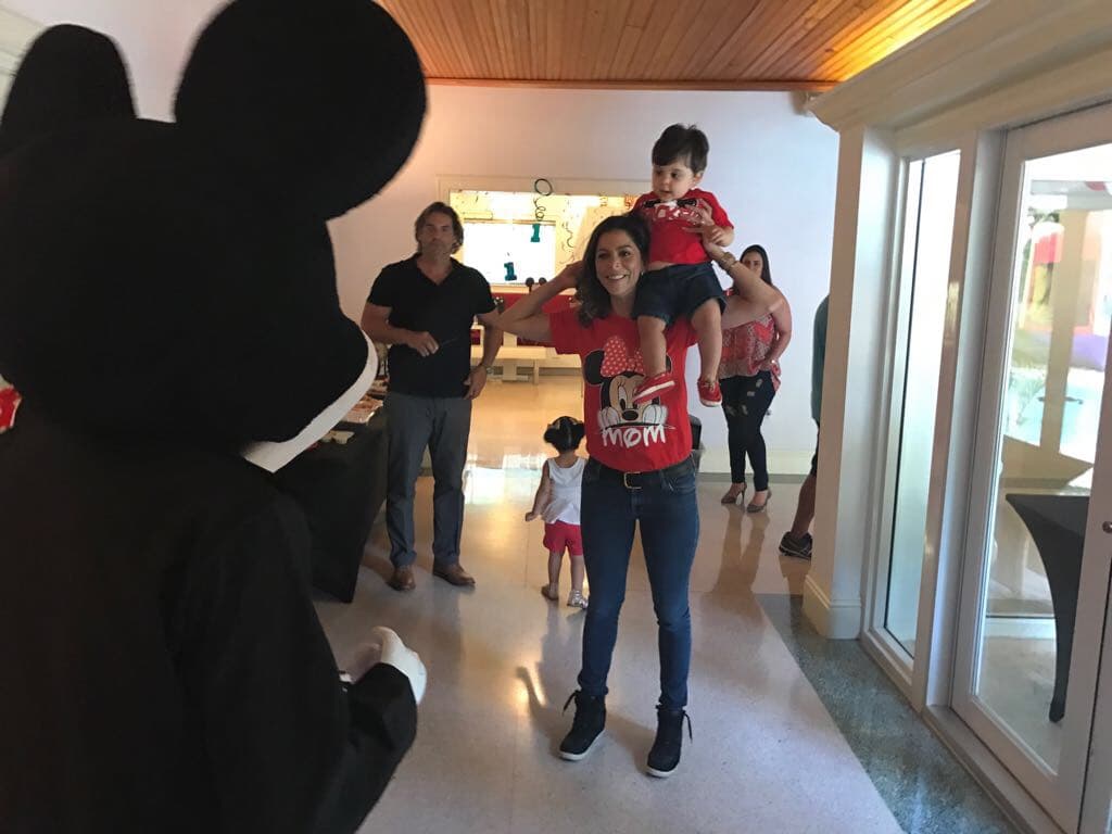 Lourdes Stephen organizó con mucho amor la primer fiesta de su niño.