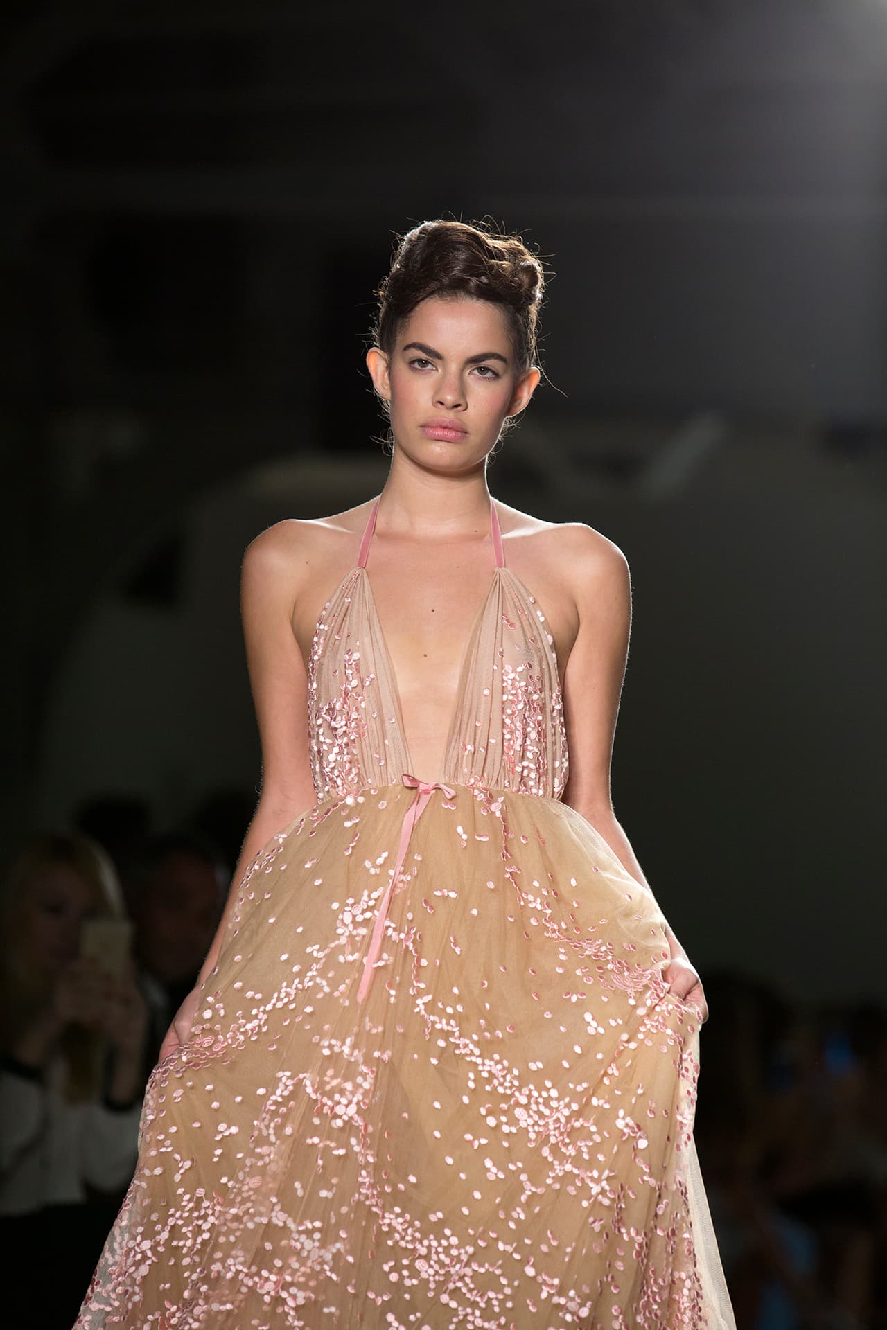 Pudimos ver mucho el color rosa y el nude durante toda la pasarela. Diseñadora Stella Nolasco. NYFW, Spring/Summer 2016 - 09/16/2015