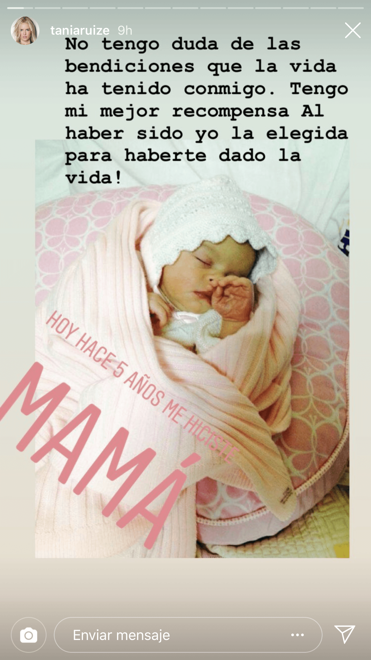 Más allá de las imágenes de la celebración, Tania Ruiz también publicó fotos de cuando Carlota era bebé y le dedicó el siguiente mensaje: "No tengo duda de las bendiciones que la vida ha tenido conmigo. ¡Tengo mi mejor recompensa al haber sido yo la elegida para haberte dado la vida!"