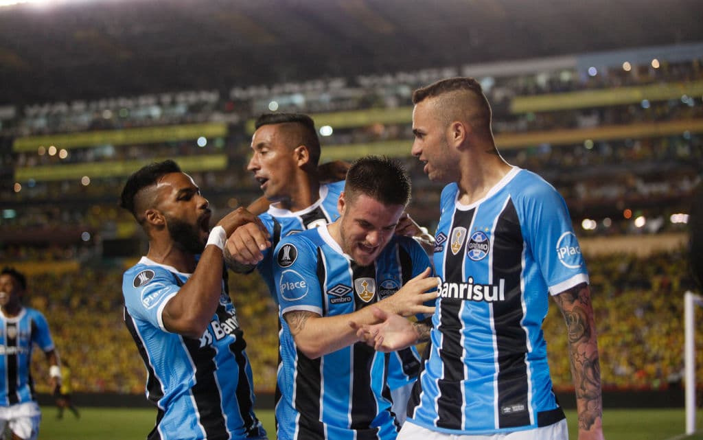 Gremio goleó al Barcelona y tiene un pie en la final de la Copa Libertadores