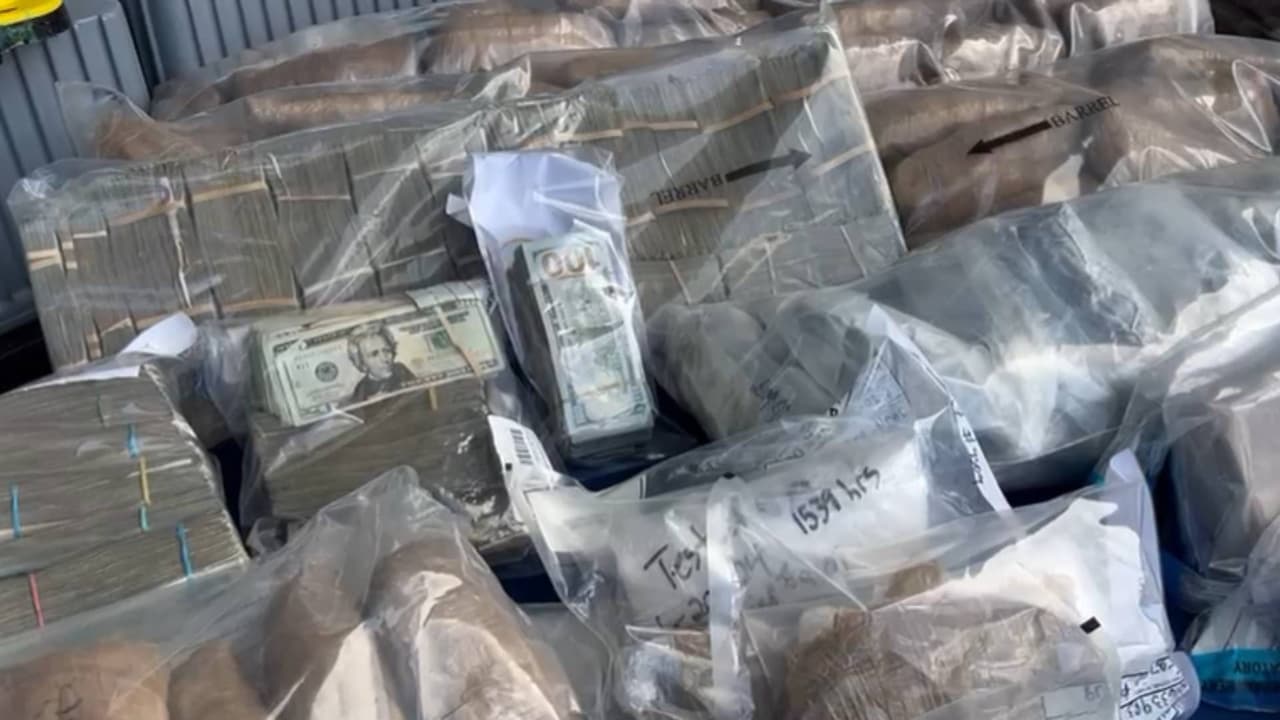 En la operación 'Double Down', las autoridades también aseguraron casi $210,000 en efectivo.