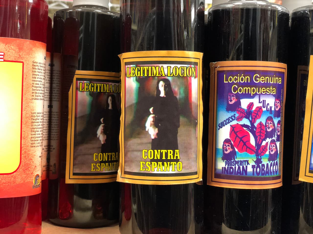 Si las personas tienen la creencia de que las están espantando, hay aguas espirituales como esta y se dice que alejan a los malos espíritus.