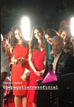 Aunque estaba en la fase inicial de su embarazo, ya se podía ver su vientre abultado.
<br>