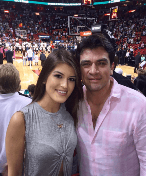 Además, la bella Gabriella y Jorge Salinas mantienen una relación bastante cercana ya que el actor mexicano se ha mantenido al tanto de su hija mayor.