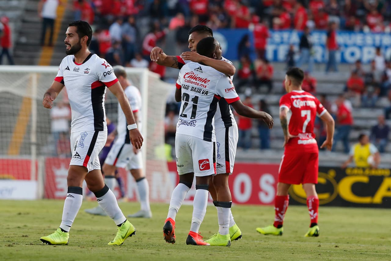 Lobos BUAP sumó tres valiosos puntos en el cierre del Apertura 2018 al ganar en casa por 2-0 al Toluca, que se alista para jugar en la Liguilla.