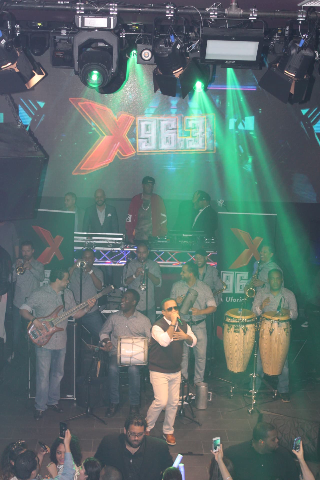 Los fans de La X se gozaron cada segundo de nuestro concierto exclusivo con El Torito y J Alvarez, El Cuerno Party.