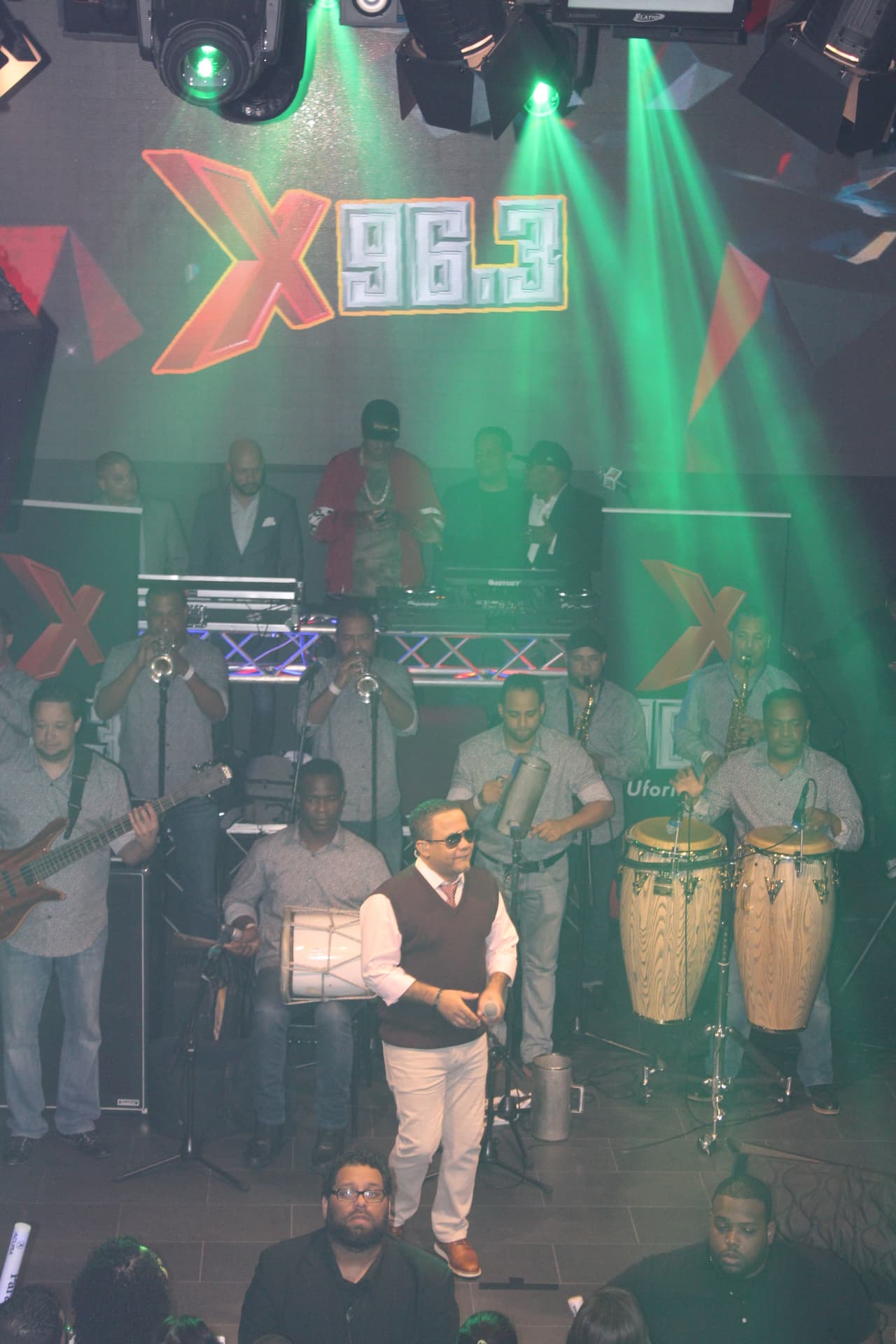 Los fans de La X se gozaron cada segundo de nuestro concierto exclusivo con El Torito y J Alvarez, El Cuerno Party.