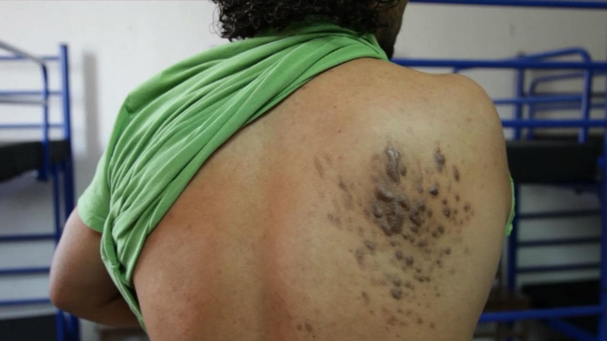 Migrant wounded by bird shot guards on 'The Beast'
<br>