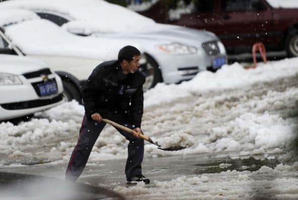 Así, las capitales de provincia del norte de China como Harbin, Changchun o Urumqi llegaron y en algunos casos superaron los 30 grados bajo cero.