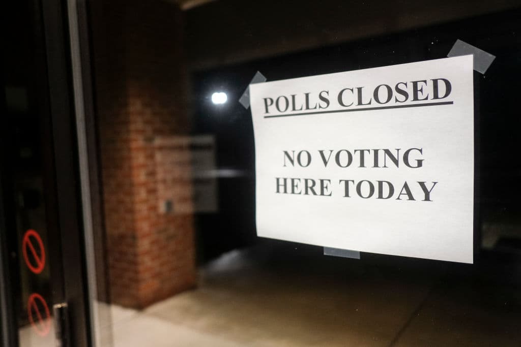 ¿Y qué pasa si hay que suspender las primarias demócratas por la crisis del coronavirus?